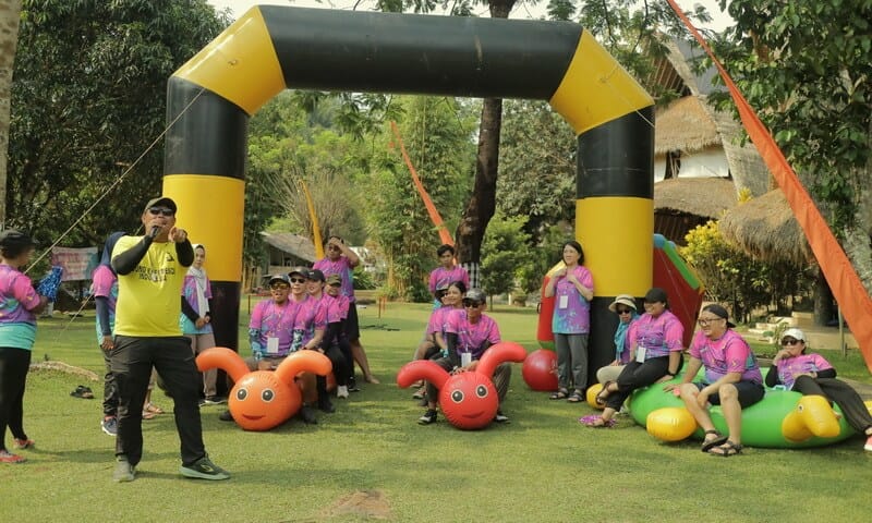Inflatable-games-Gathering-Outbound-Teras-Bhumi
