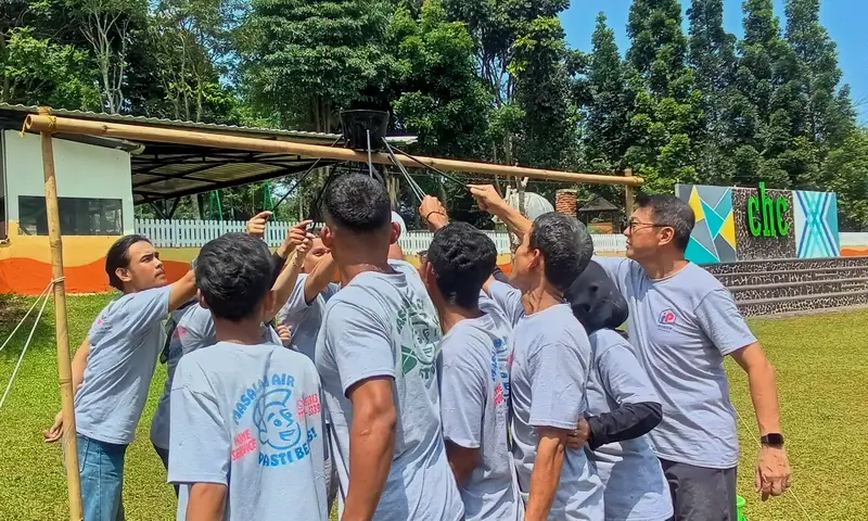 Paket Outbound di Camp Hulu Cai Bogor
