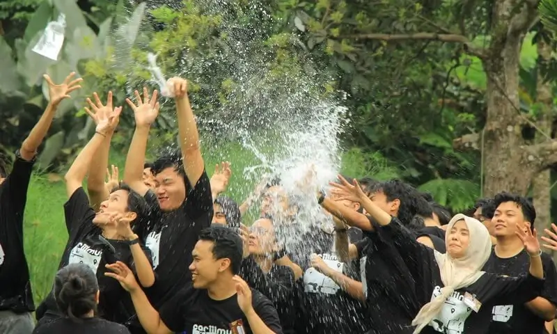 Paket Outbound di Talaga Cikeas Sentul Bogor