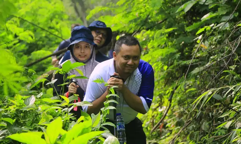 Outing Plus Trekking di Bogor