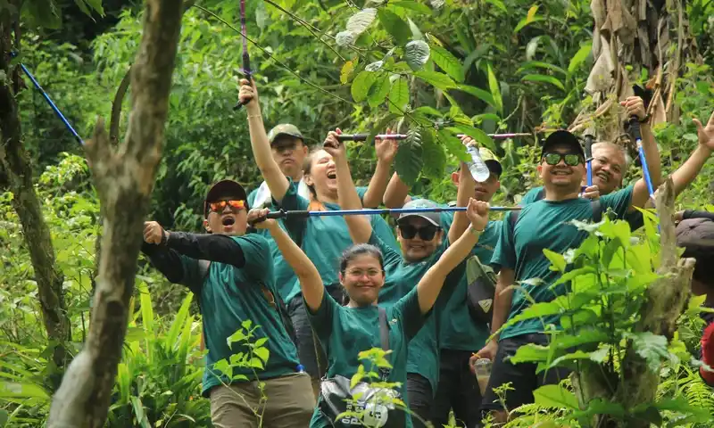 kegiatan Gathering Plus Trekking Sentul